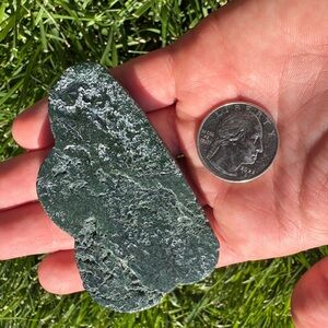 Hand-Carved Dark Green Moss Agate Stone Heart Accent